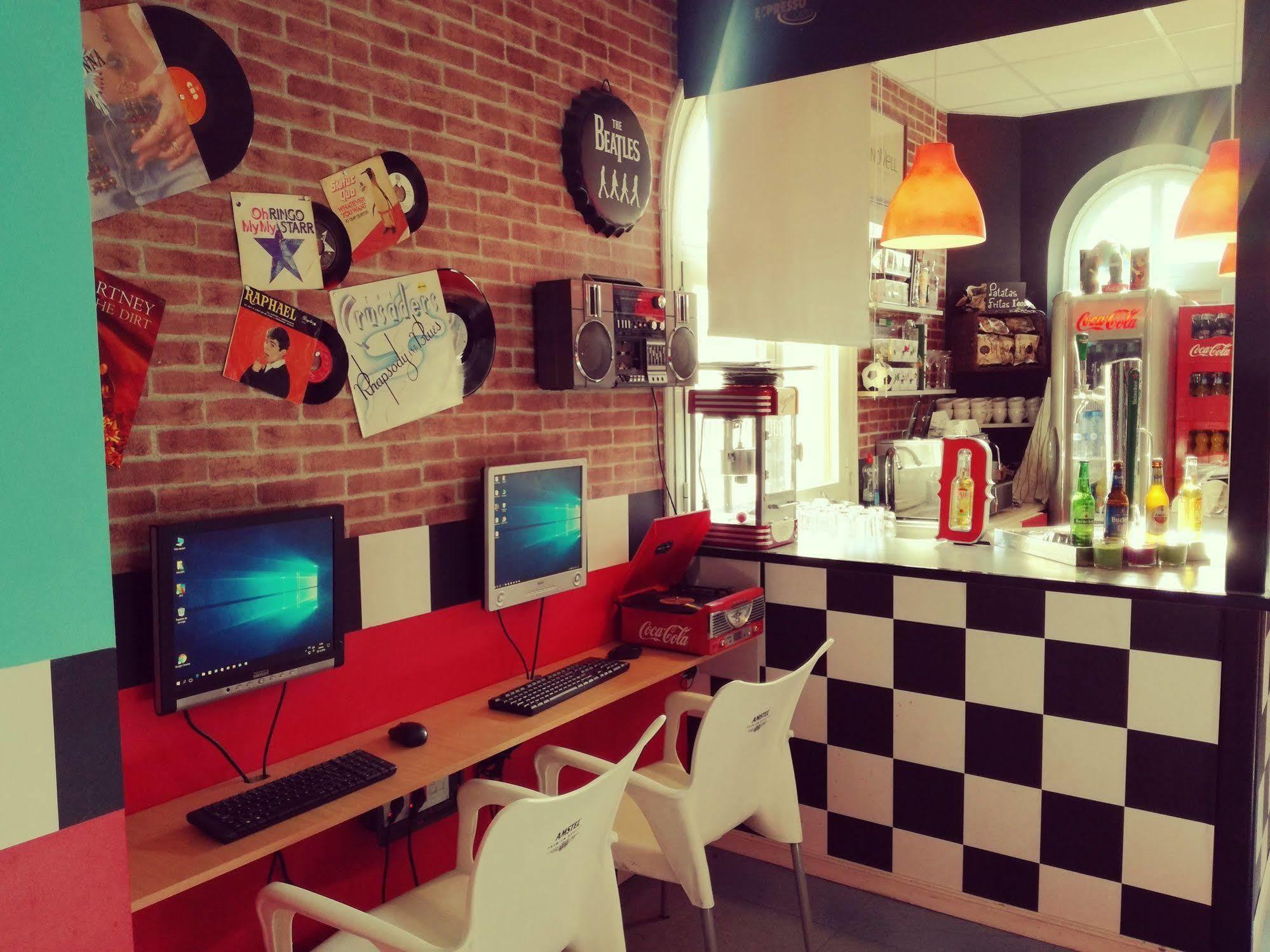 Open Hostel مدريد المظهر الخارجي الصورة